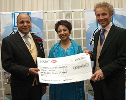 Presentation of cheque for the Bestway Foundation.