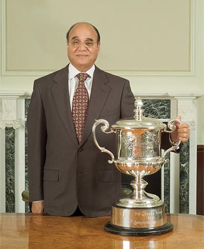Sir Anwar Pervez with The Grocer Cup